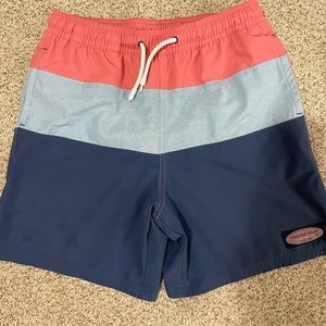 Boys Vineyard Vines size Medium (12-14) Swim Trunks